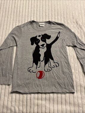 Marushka Gray Long-Sleeve Dog Graphic Tee with Red Ball